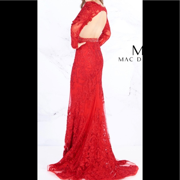 Gorgeous Macduggal dress. Color Red. Size 6 - Picture 2 of 3